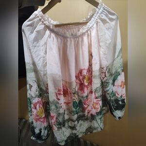 White House black market top